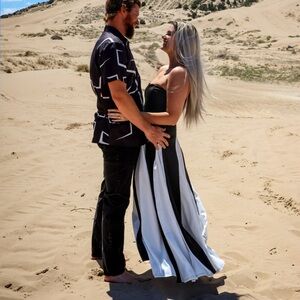 Black and white flowy strapless dress